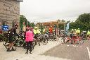 29.05.25 Malcolm, Grace and tandems at velocio start at Tandem 2025