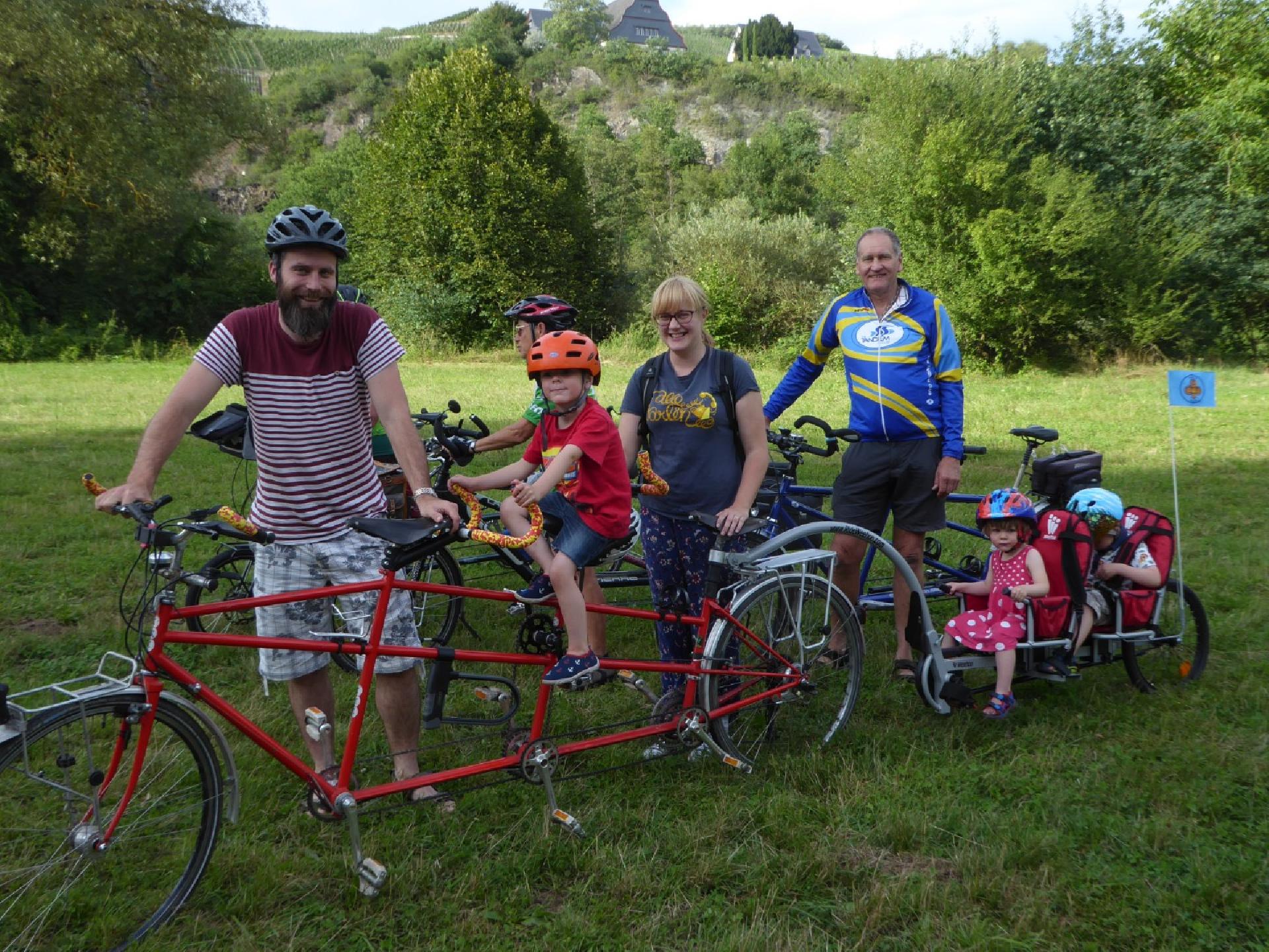 Tandem fashion bike club