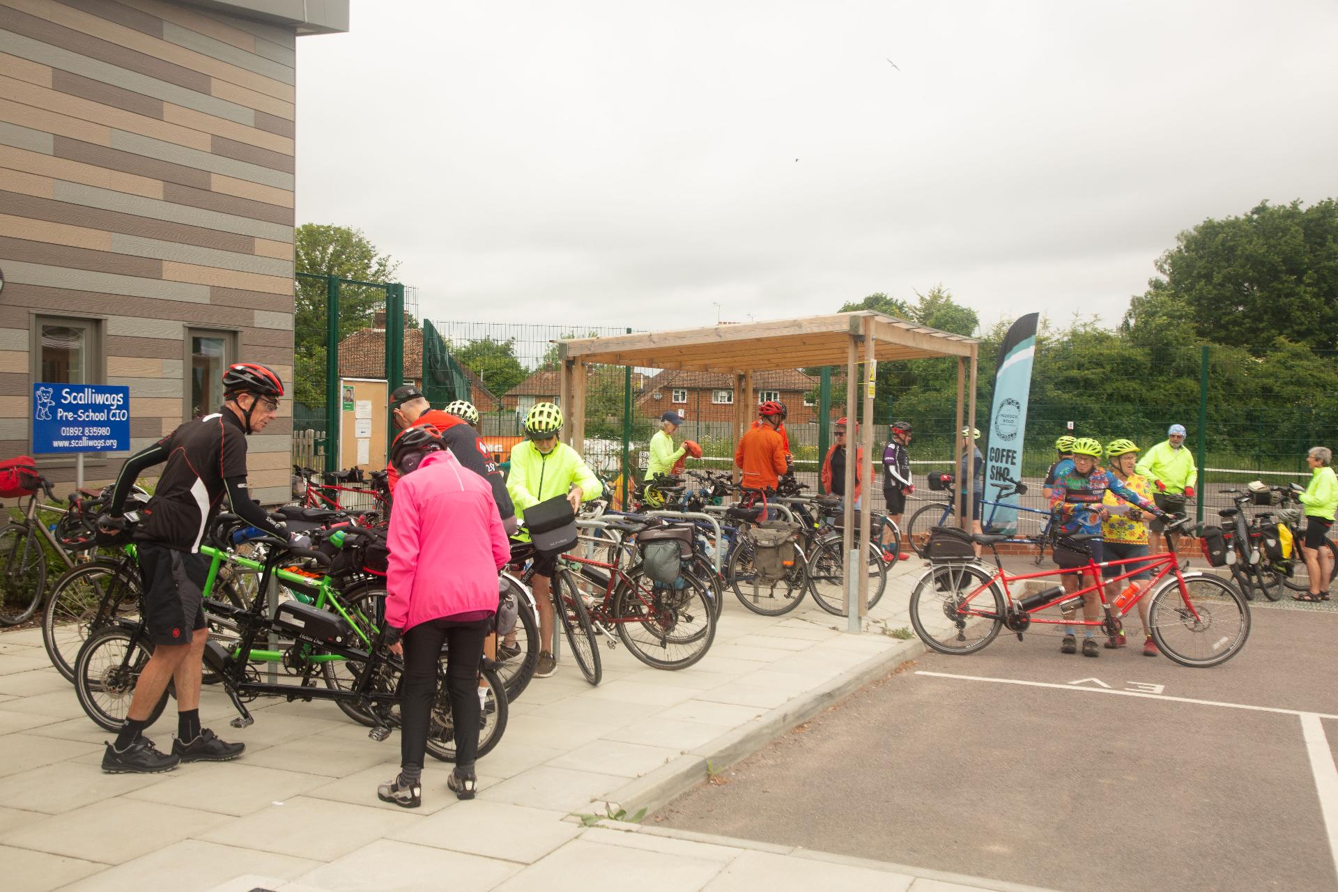 29.05.25 Malcolm, Grace and tandems at velocio start at Tandem 2025
