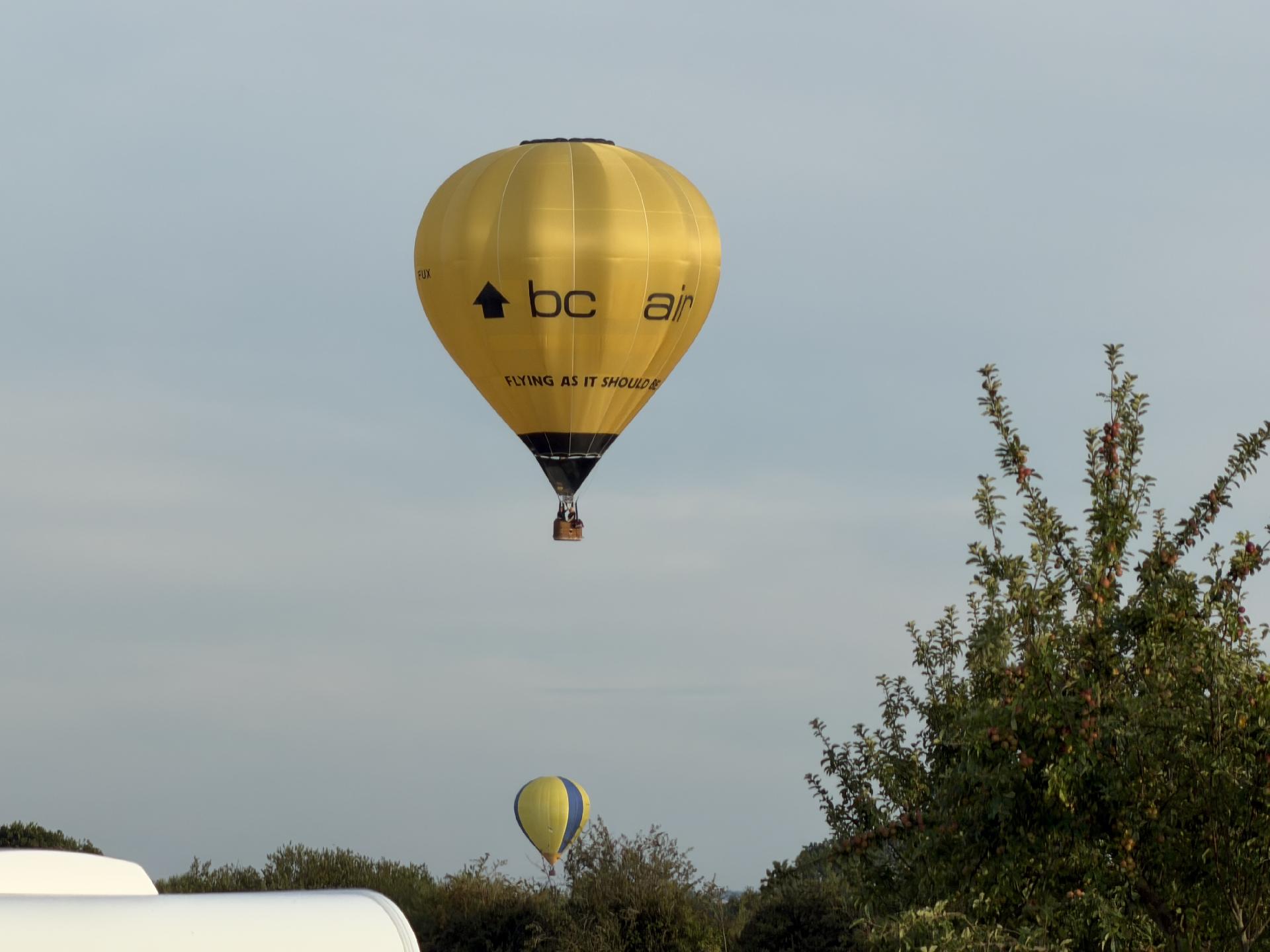 Thanks Neil for arranging the Hot Air Baloon Visit 😁